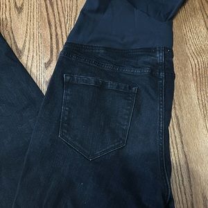 Ingrid & Isabel Maternity Jeans, Black skinny Leg, over bump. Size 32